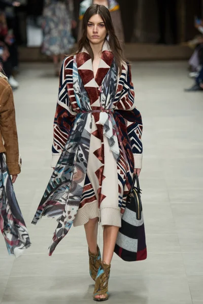 Look 8